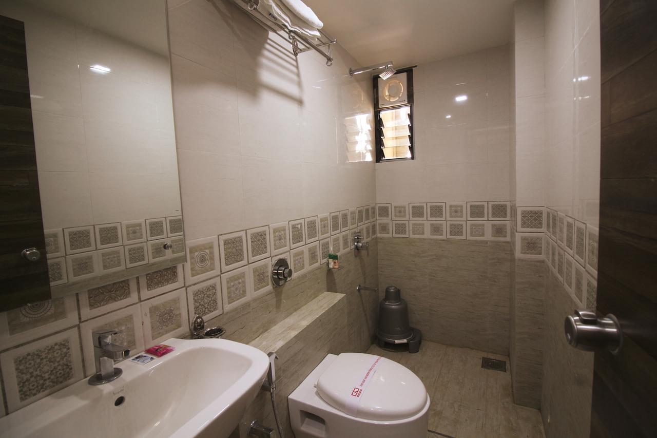 Hotel Vraj Inn Dwārka 外观 照片